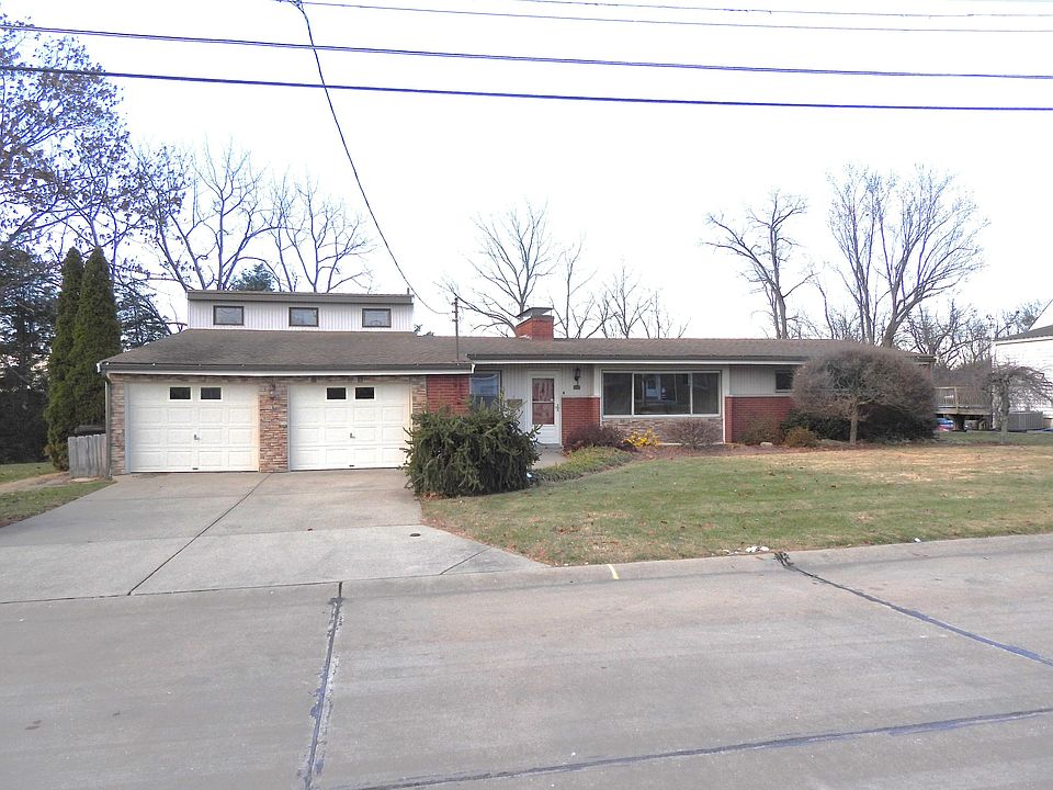 1st image of 24 Panorama Dr