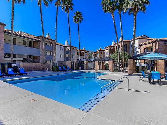 SHIMMERING SWIMMING POOL