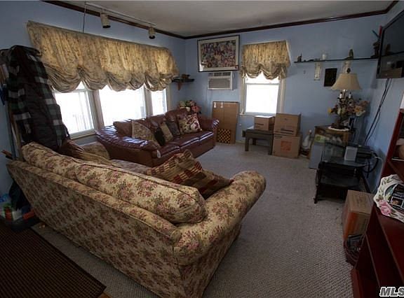 2nd image of 408 Greenwich St