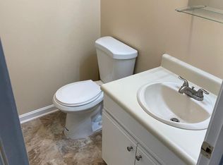 10 Abbey Rd APT 203, Leominster, MA 01453