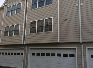 7 School St APT 5, Norwalk, CT 06851