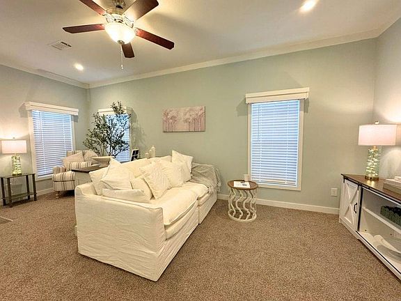 4th image of 113 Oak Tree Blvd #200
