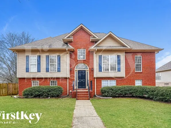136 Silverstone Ln, Alabaster, AL 35007