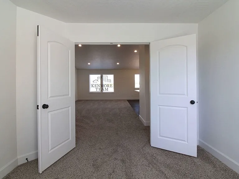 7607 Coldwater Dr — Photo 9