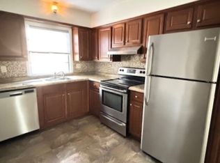 102 Nassau Rd FLOOR 1, Huntington, NY 11743