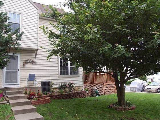 1st image of 410 Darby Ln