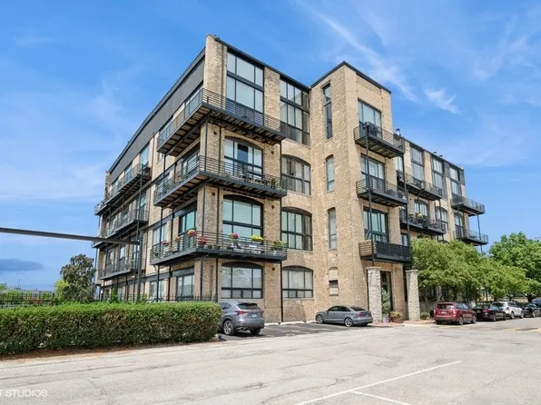 2614 N Clybourn Ave APT 311, Chicago, IL 60614