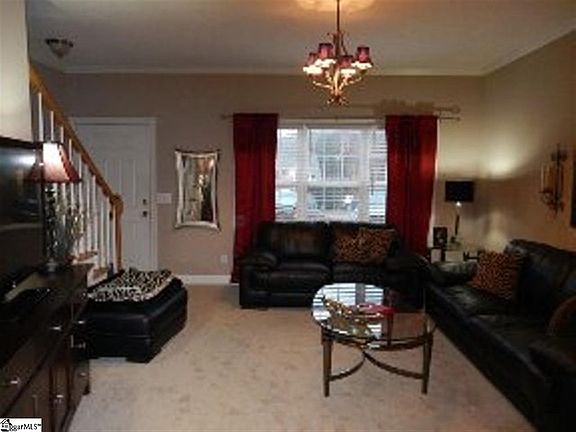 2nd image of 16 Rock Garden Ln