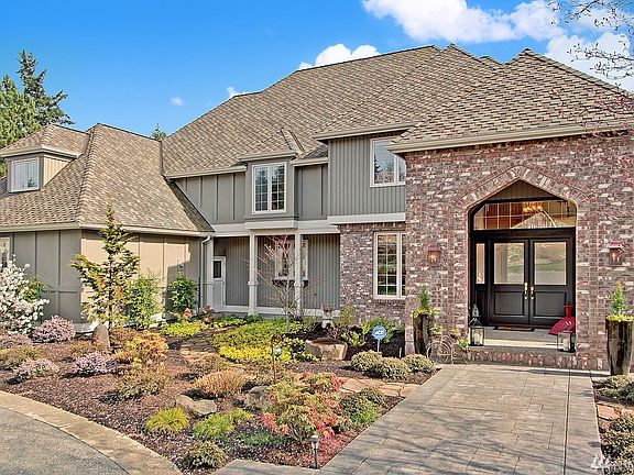 2nd image of 12848 173rd Ct NE