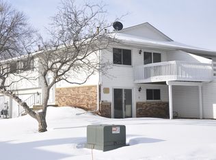 1029 145th St E, Burnsville, MN 55337