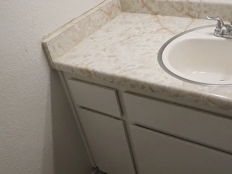 Extra Bathroom in 3BD Units