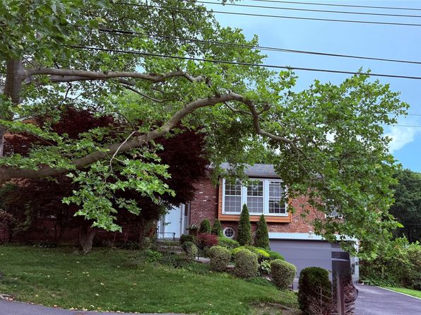 251 Broadfield Rd