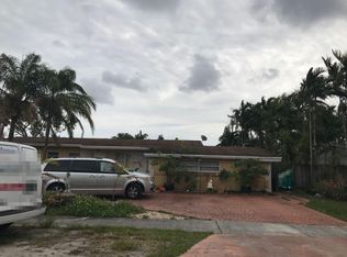 10440 SW 53rd St, Miami, FL 33165