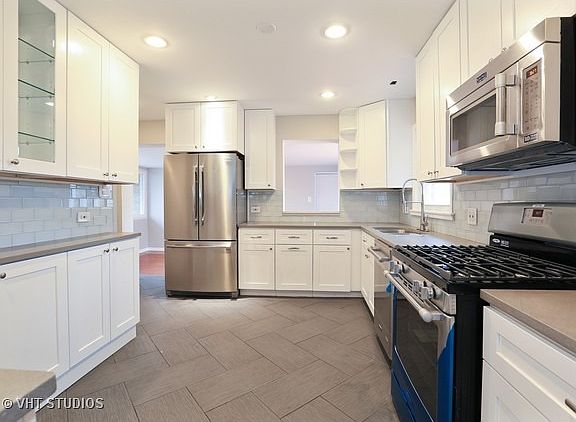 3rd image of 8550 Monticello Ave