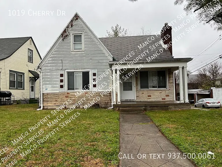 1019 Cherry Dr — Photo 1