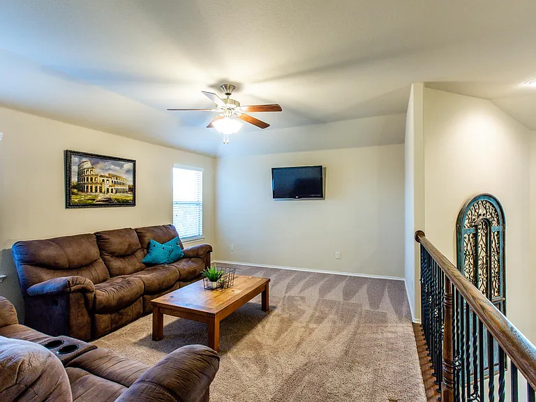 1324 Red River Dr — Photo 30