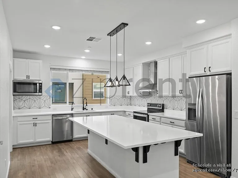 586 Jayne Ct — Photo 10