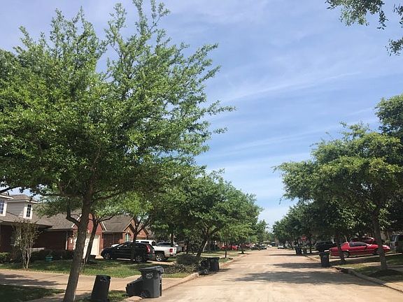 4th image of 21122 Amber Crossing Dr