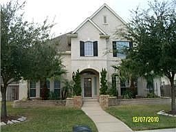 1st image of 1002 Elm Pointe