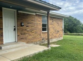 220 Davis Ford Ln #12, Azle, TX 76020