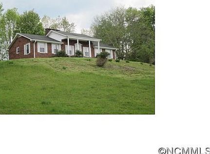 1st image of 326 Dogwood Dr
