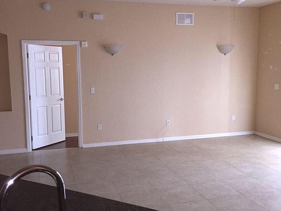 4th image of 3001 Laurel Run Ln Unit 205