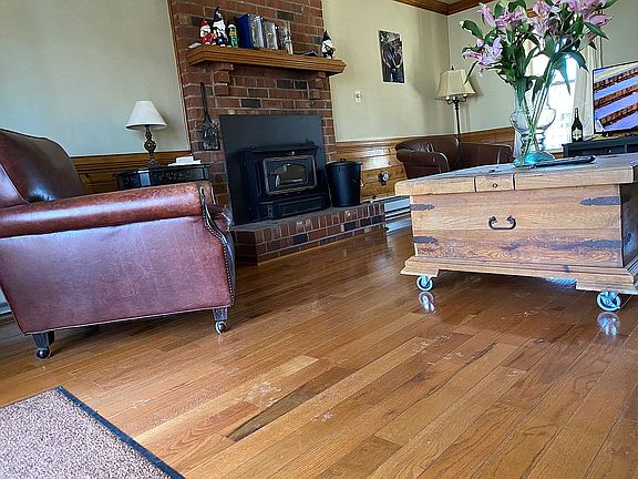 Living room w/ insert