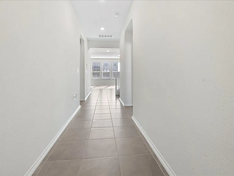 18501 Spotted Eagle Way — Photo 4