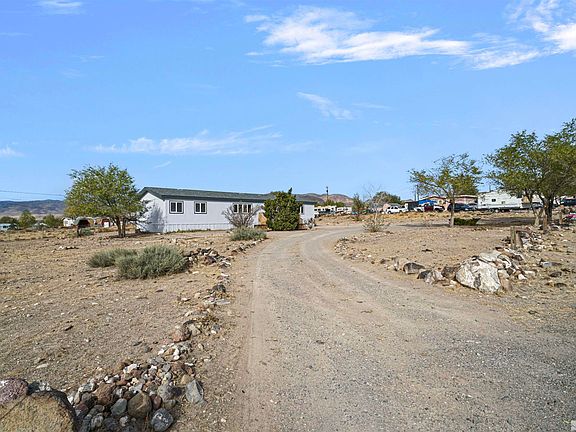 2nd image of 4975 Stagecoach Dr
