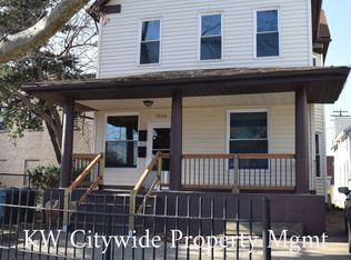 Tremont 2 bedroom 1 bath second floor unit in Tremont, Cleveland, OH 44113