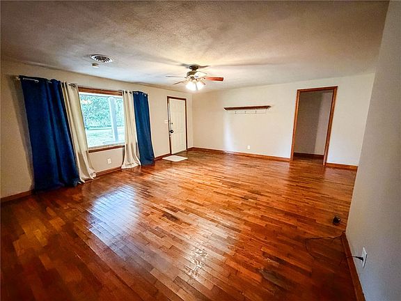 2nd image of 501 S Brown St