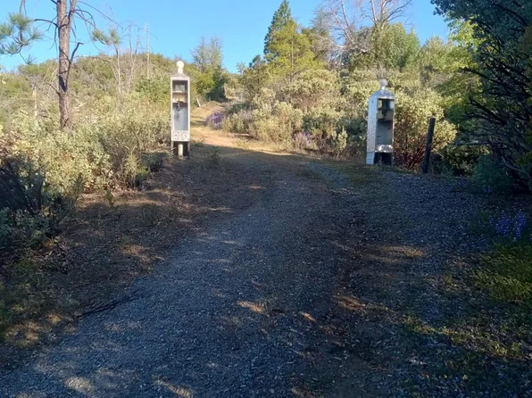 16140 Baker Riley Way, Mountain Ranch, CA 95245