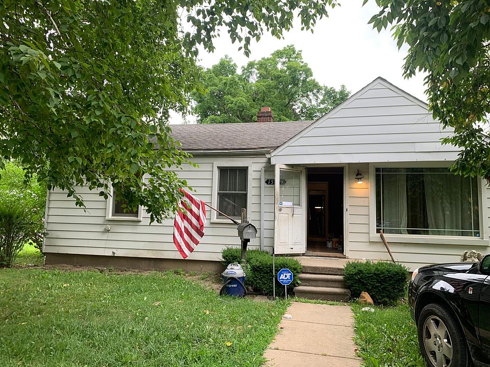 1st image of 15374 Riverdale Ave