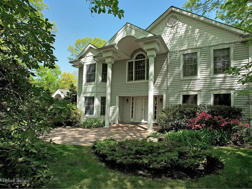 2nd image of 3 Riga Ln