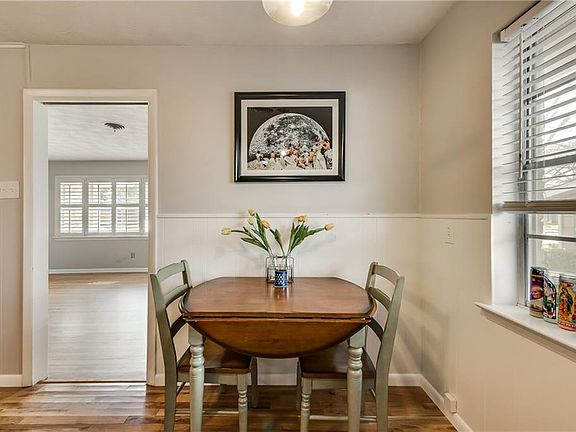 5th image of 5611 Meadowick Ln