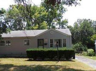 928 Edgehill Dr, Saint Louis, MO