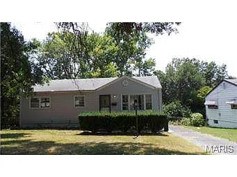 928 Edgehill Dr photo 1