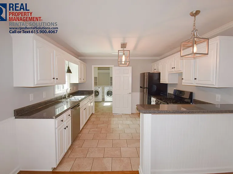 1506 Belle Oaks Dr — Photo 7