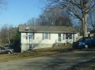 505 Bonnie Brae Dr, Maryville, TN 37801