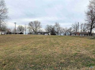 Hickory Holw, Warsaw, MO 65355