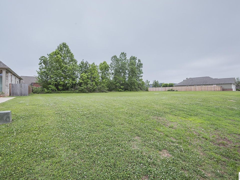 1st image of 2036 Bienville Dr