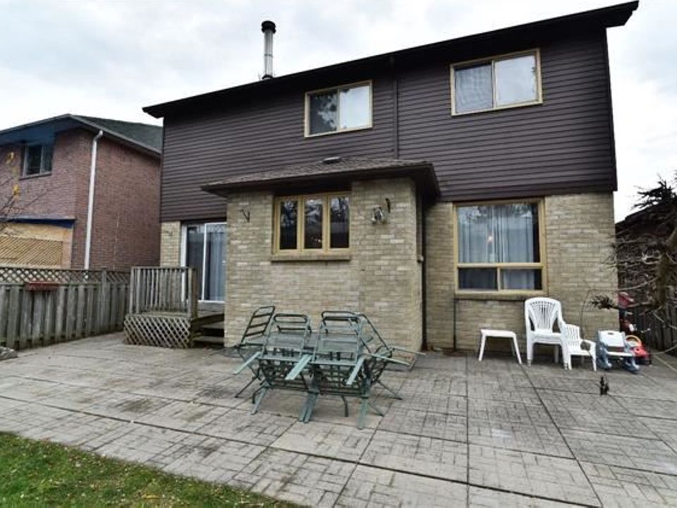 2nd image of 49 Mancroft Cres