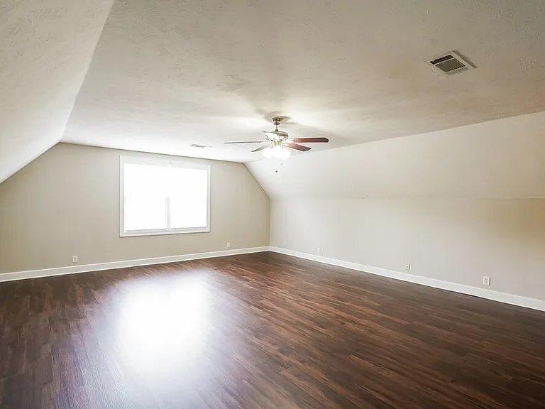 1636 Bridgecrest Dr — Photo 16