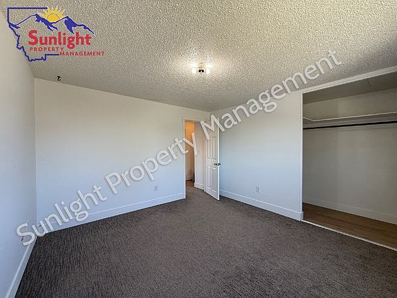 3rd image of 513 Avenue D
