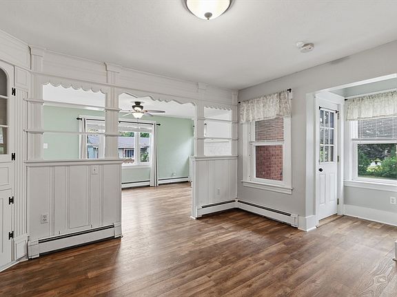 4th image of 20 Bernadette St