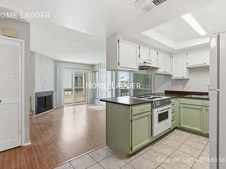 3002 N 70th St #244 — Photo 13