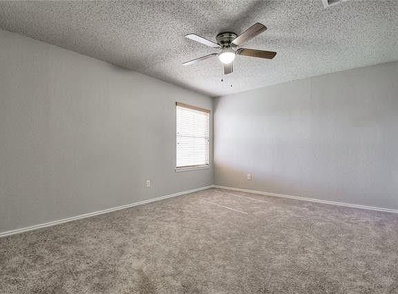 3rd image of 1 Essex Ct