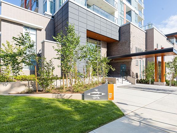 3rd image of 691 North Rd #208