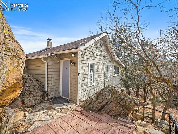 2nd image of 465 Gold Camp Rd