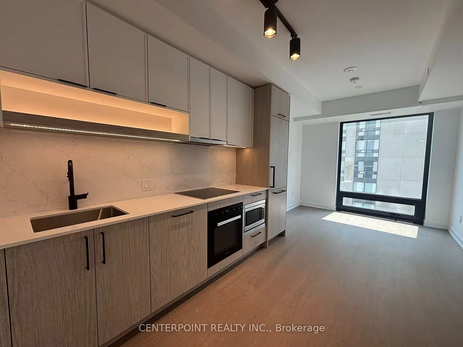 2 bed, $2,400 — Photo 2